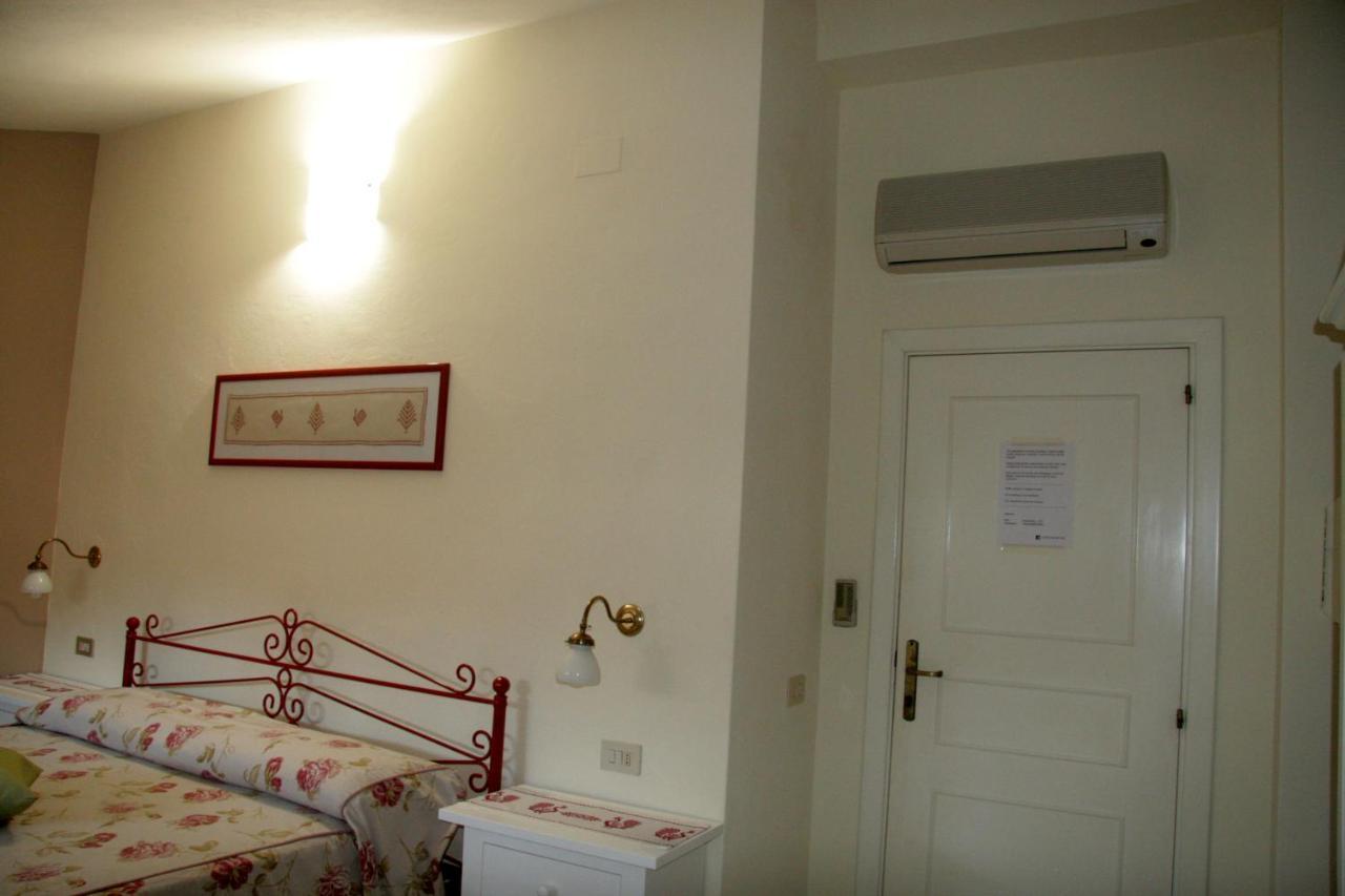 Villa La Brezza Del Sud Teulada Exterior foto